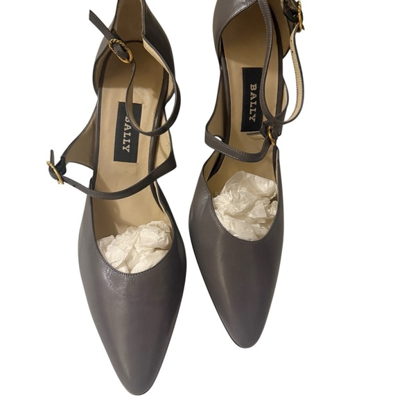 Bally Women's Gray Leather Heels Italian leather shoes very elegantgant and chic - Picture 4 of 12